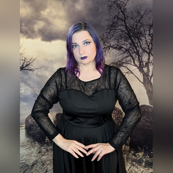 Gothic pixie hem dress with spider web mesh sleeves and neckline size 1XL - Picture 2 of 5